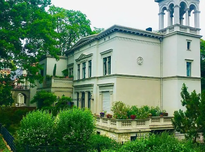 洪泛区旅馆 招待所